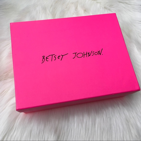 🎀NWT Betsey Johnson Glendah Blue/Gold Heels - Picture 4 of 16